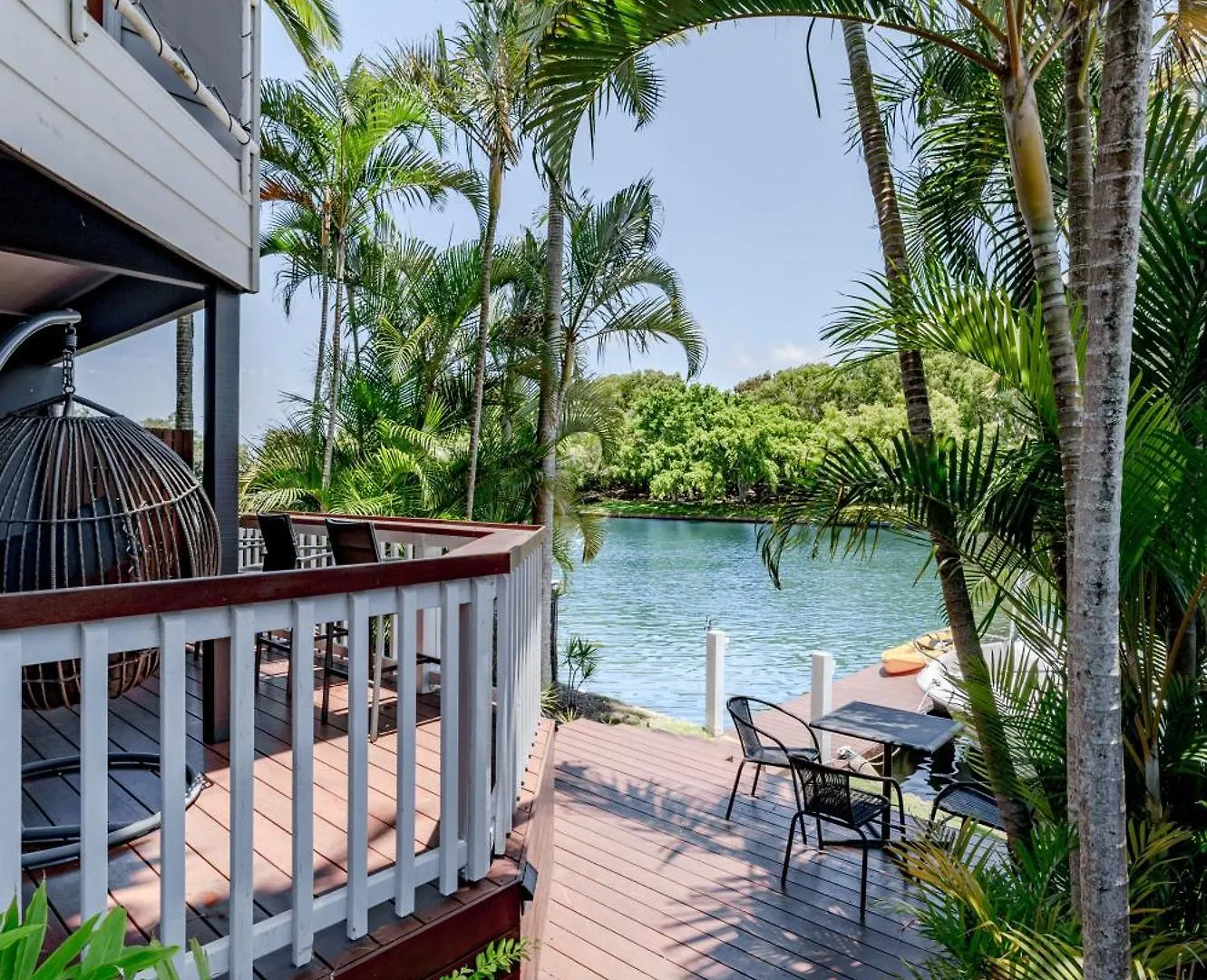 Riverside Sanctuary At Loch Mews Noosaville Apartment