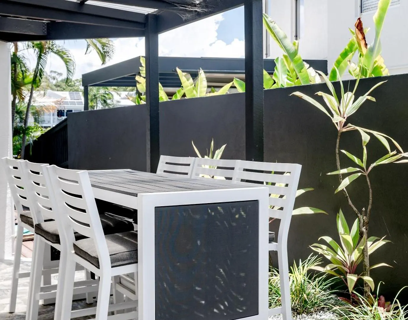 Apartment Riverside Sanctuary At Loch Mews Noosaville Australia